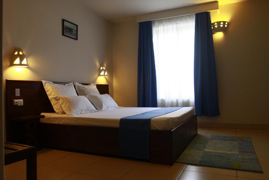 Le Lotus Bleu Antananarivo Ngoại thất bức ảnh