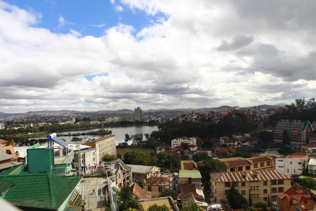 Le Lotus Bleu Antananarivo Ngoại thất bức ảnh