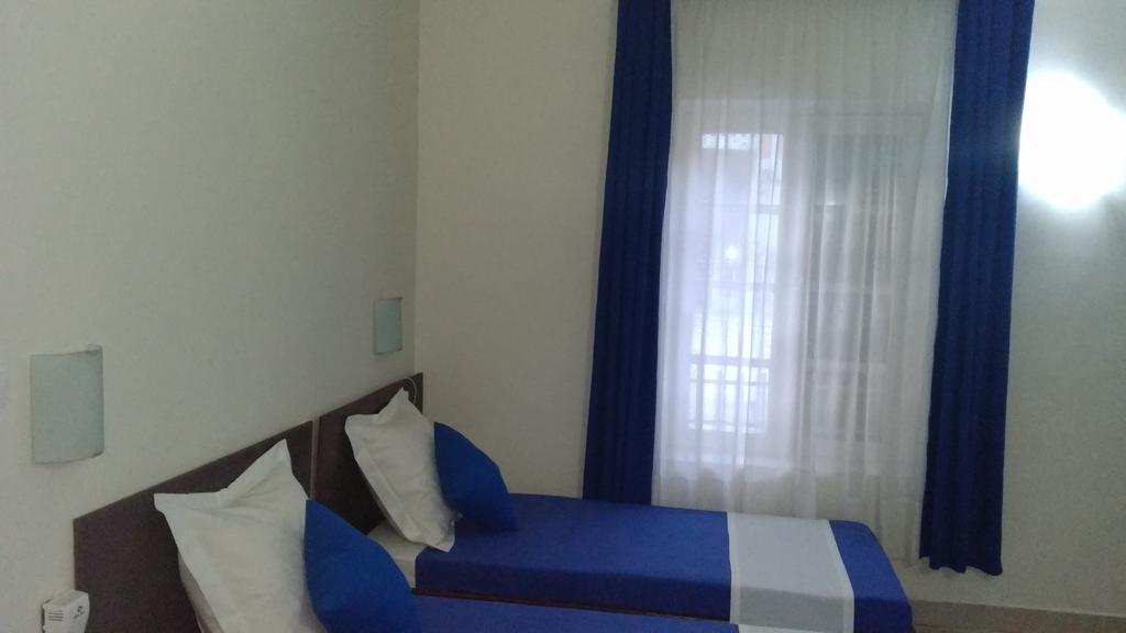Le Lotus Bleu Antananarivo Ngoại thất bức ảnh